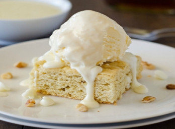 Hot White Chocolate Macadamia Blondie with Ice Cream
